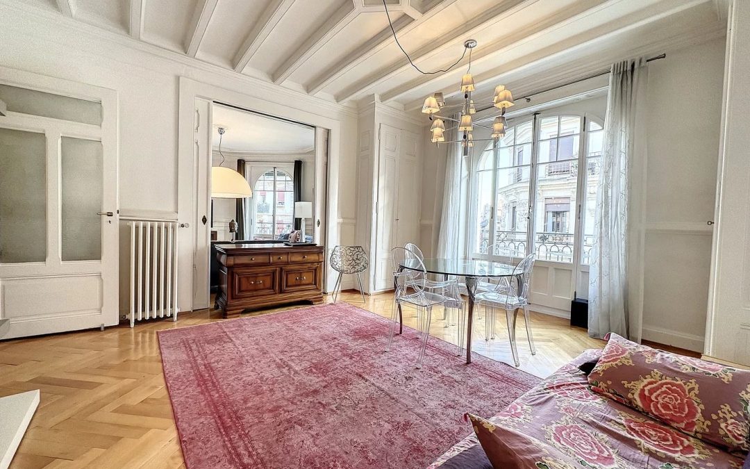 Appartement de Charme à Deux Pas du Quai du Mont Blanc, Genève
