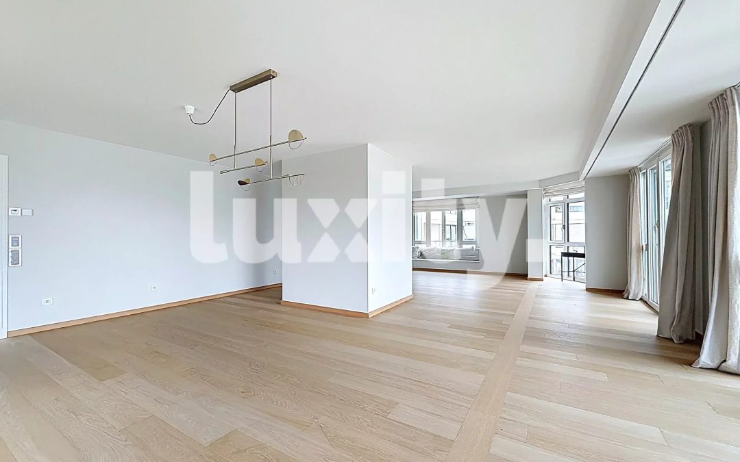 Appartement moderne vue lac