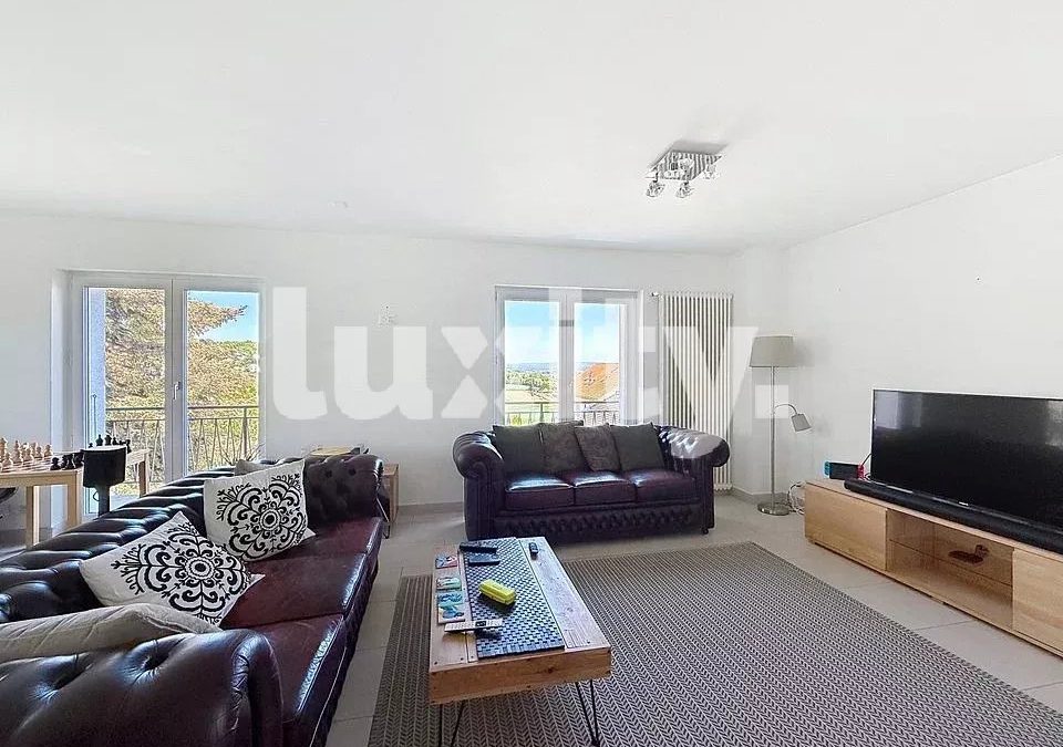 Magnifique appartement en villa – volumes généreux et cadre privilégié