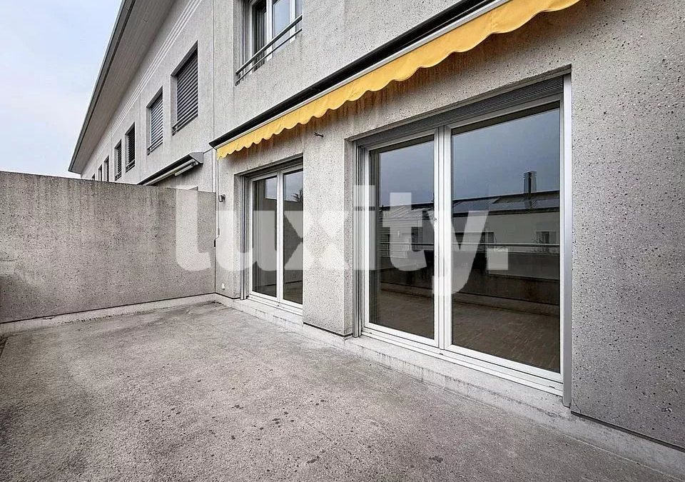 Duplex familial avec terrasse – Confort, volumes et tranquillité à Plan-les-Ouates