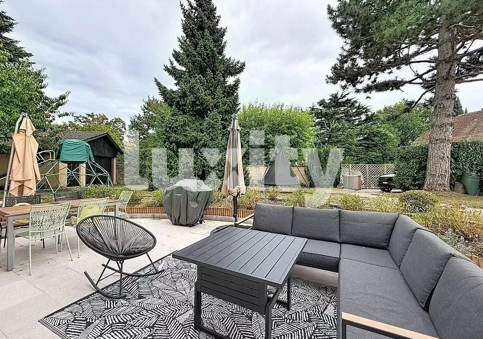 ROLLE – Belle maison mitoyenne de 7 pièces avec jardin et grande terrasse
